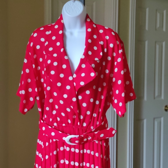 Megan Moore Vintage Polka Dots Pleated Red Dress - Picture 4 of 10